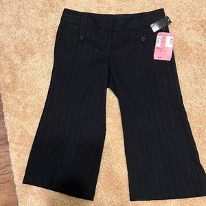 Stoosh capri pin stripe pants NEW